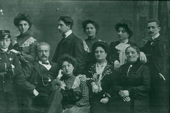 La Famiglia